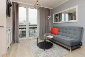 Charming Studio in Warsaw Center with Air Conditioning by Noclegi Renters, Warsaw